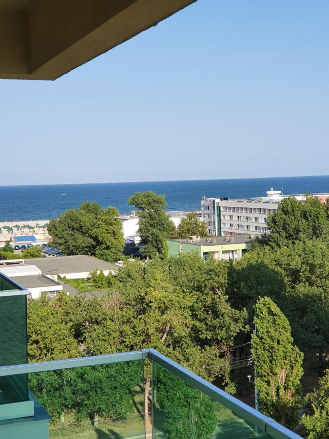 Moonlight Rmc Apartments Mamaia Exterior photo